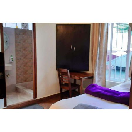 East Blue Homestay Shillong Buitenkant foto