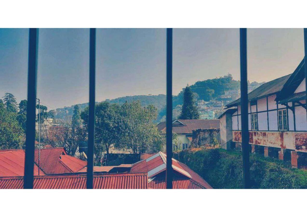 East Blue Homestay Shillong Buitenkant foto